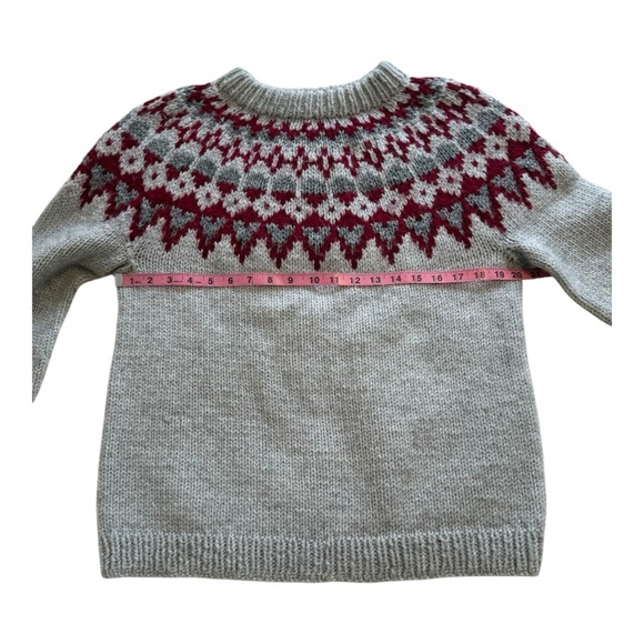 Handmade Knit Fair Isle Gray & Red Geometric Pattern Pullover Sweater - Size M - Picture 4 of 7
